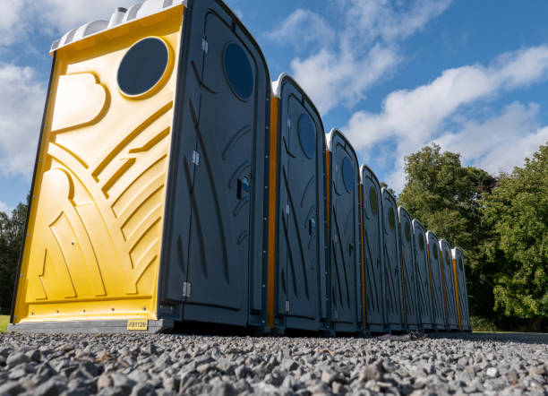 Best VIP or Luxury Restroom Trailers  in Fairplains, NC